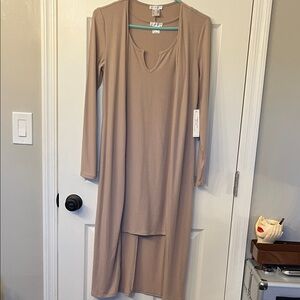 NEW VENUS SEXY Taupe Long Sleeve Dress